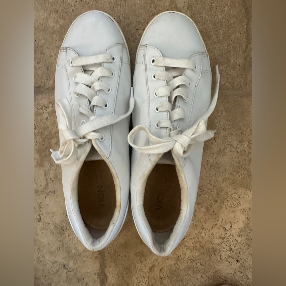 Vionic sneakers.